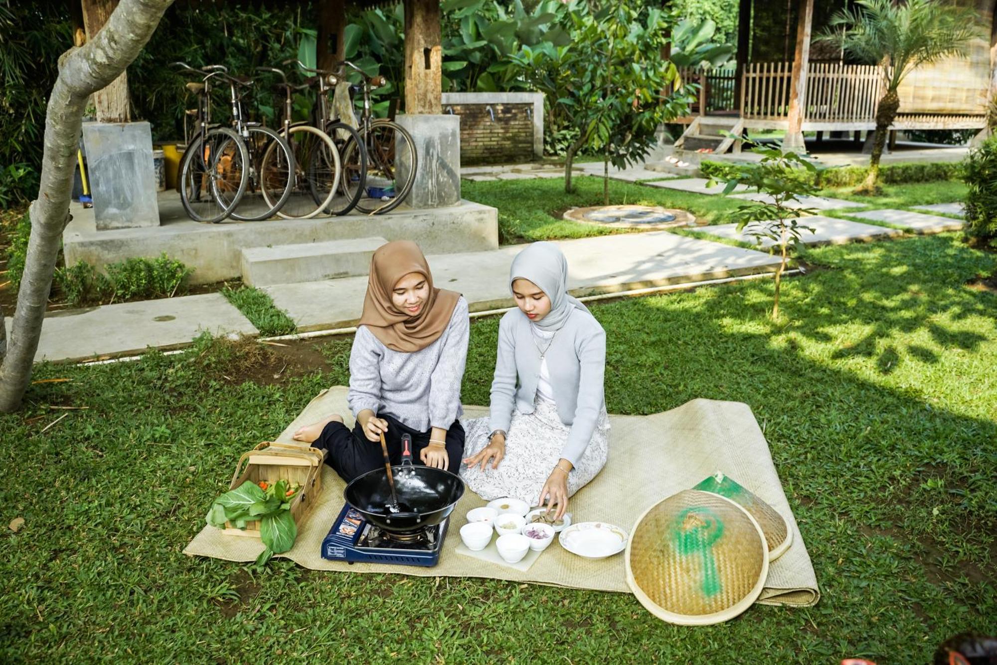 Balkondes Karanganyar Borobudur Hotel มาเกอลัง ภายนอก รูปภาพ